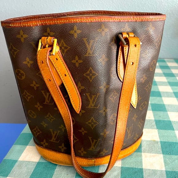 Vintage Authentic Louis Vuitton bucket - Picture 1 of 3